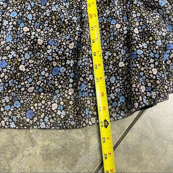 Aritzia Wilfred Daydreamer V Neck Pleated Blue Floral Puff Sleeve Sz XL Boho EUC - Picture 9 of 11